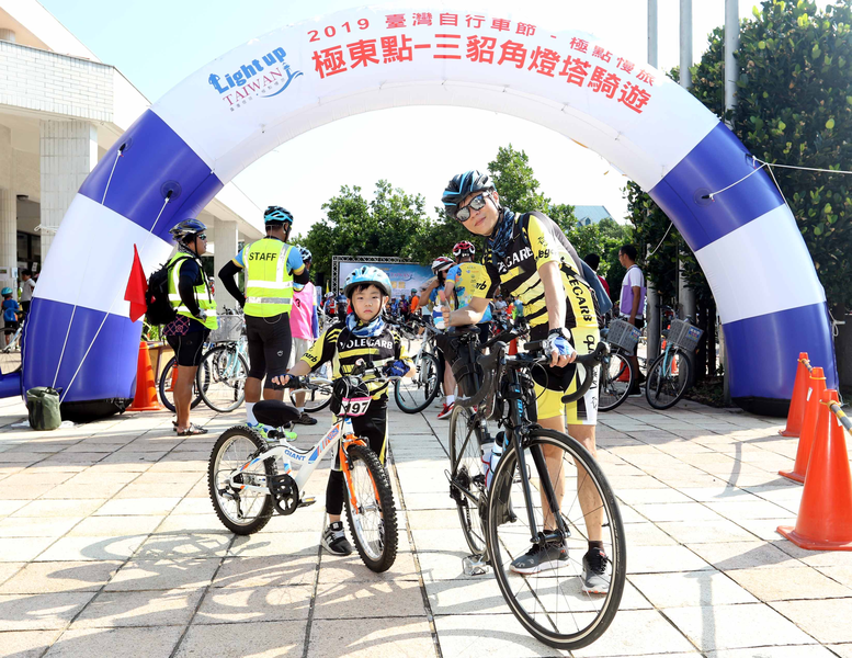 05張景富帶著兒子張智程一起來騎車親子裝相當吸睛中華民國自行車騎士協會提供 結果